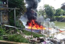 Duaaar…! Motor Air Hancur Berkeping-keping