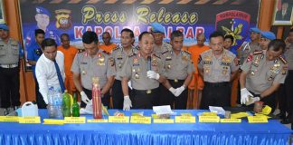 Sekali Meledak, 300 Kg Ikan Mati