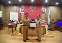 Harkonas: Cornelis Terima Penghargaan Peduli Konsumen