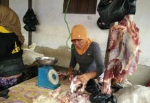 Di Kapuas Hulu, Daging Sapi Tembus Rp170 Ribu perkilogram