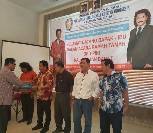 Tunjuk Lasarus Maju KB 1