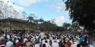 Salat Id di Rahadi Oesman, Warga Pontianak Tumpah Ruah