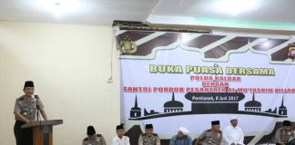 Mabes Polri dan Polda Buka Puasa di Pesantren
