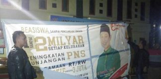 Hayooo, Siapa Memulai Perang (Merusak) Baliho?