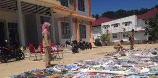 Tiga Ribuan Buku Terendam