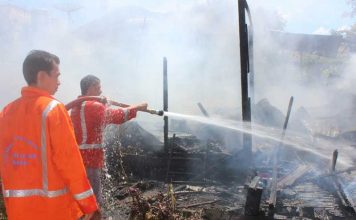 Harta Ludes Dilahap Api Tinggal Baju dan Kemban