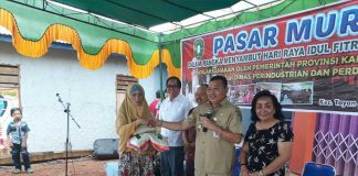 Pasar Murah di Tayan Hilir Diserbu Warga