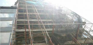 Antar Adukan Semen, Jatuh dari Lantai Tujuh