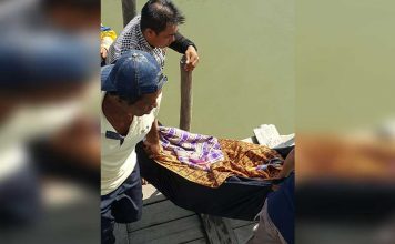Nyemplung ke Laut, Pak Guru Meninggal