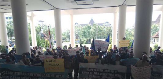 Lengserkan Menteri Susi