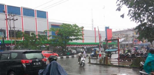 BREAKING NEWS: Pontianak di Guyur Hujan