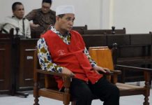Iswahyudin Divonis 2,4 Tahun