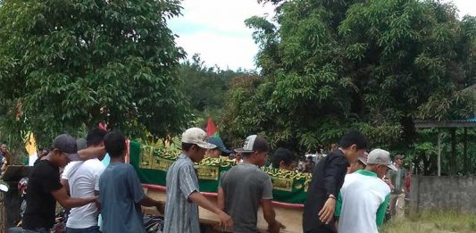 Masih Kenakan Seragam Paskibra