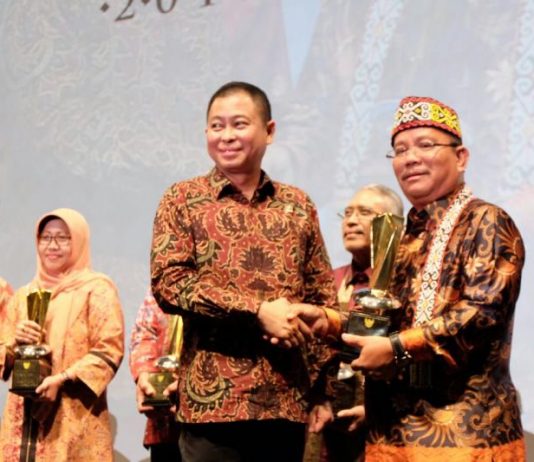 Sekadau Diganjar Penghargaan Dari Kemen ESDM