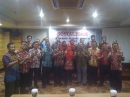 Foto bersama usai Sosialisasi Gerakan 1 Rumah 1 Jumantik (G1R1J) oleh Dinkes Kalbar di Hotel Kini Pontianak