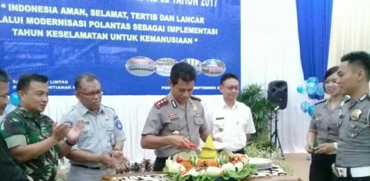 Lalu Lintas di Kubu Raya Masih Semberaut Jajaran Satlantas Polresta Pontianak dan Pemkot Pontianak menggelar syukuran memperingati HUT Lalu Lintas ke 62
