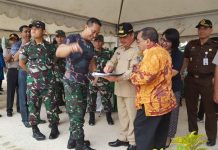 Oktober, Jokowi Kembali ke Pantai Kijing Bupati Mempawah Ria Norsan didampingi Wakil Bupati Gusti Ramlan dan Kapolres berkoordinasi dengan Pangdam XII/Tanjungpura,