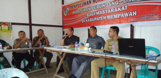 Tak Hanya Cerai, PA Tangani Ekonomi Syariah Hakim PA Mempawah menjelaskan kewenangan PA