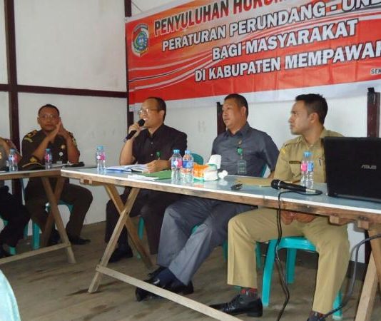 Tak Hanya Cerai, PA Tangani Ekonomi Syariah Hakim PA Mempawah menjelaskan kewenangan PA