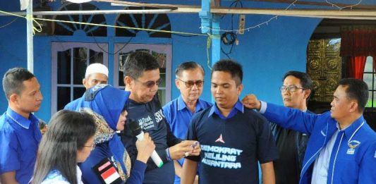 Rakyat Lantik Ketua DPD Demokrat Kalbar