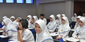 Mahasiswa Akbid Tak Seimbang dengan Kebutuhan