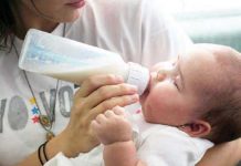 Tetap Berikan Susu Meskipun Masa ASI Telah Usai
