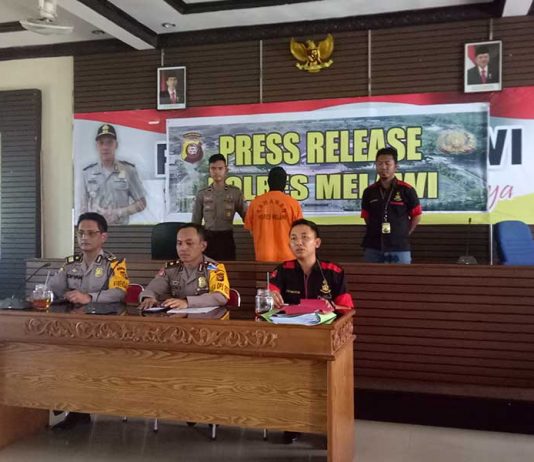 Kepsek dan Bendahara Kena OTT Saber Pungli