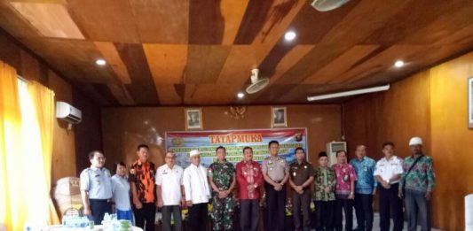 Nasir: Kapuas Hulu Harus Tetap Kondusif Muka di Aula Mapolres Kapuas Hulu