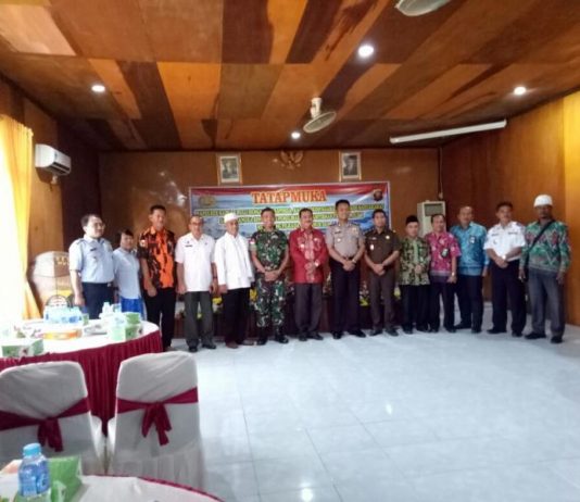 Nasir: Kapuas Hulu Harus Tetap Kondusif Muka di Aula Mapolres Kapuas Hulu