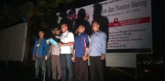 Midji: Yang Bicara PKI Tidak Pernah Bangkit Perlu Diwaspadai Perwakilan organisasi kepemudaan yang diberi nama Aliansi Pemuda Anti PKI Kalimantan Barat membacakan deklarasi sebelum pemutaran film penumpasan G. 30. S. PKI,