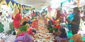 Saprahan 210 Meter Libatkan 270 Warga di Gang Bansir 2