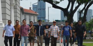 Ternyata di Negara Semaju Singapura pun Ada Pengemisnya