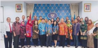 Temukan Anak 14 Tahun Dipekerjakan di Malaysia