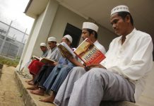 Kelebihan Energi Disiasati dengan Membaca