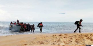 Marinir Serbu Pantai Kura-kura