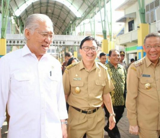 Mendag Pastikan Kebutuhan Pokok Aman