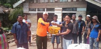 BPBD Serahkan Bantuan Korban Angin Puting Beliung