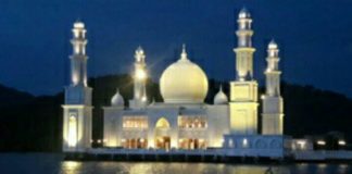 Malam Ini, Buya Yahya Pimpin Doa Bersama untuk Rakyat Palestina