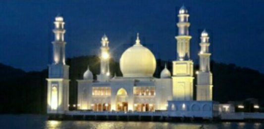 Malam Ini, Buya Yahya Pimpin Doa Bersama untuk Rakyat Palestina