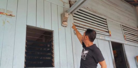 Tarif Listrik Naik Tiga Kali Lipat
