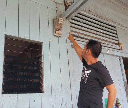 Tarif Listrik Naik Tiga Kali Lipat