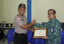 Polres Terima Penghargaan Pengeloaan Keuangan Terbaik