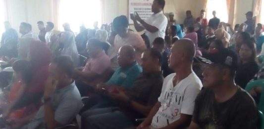 Kades Entikong Protes Notulen Rapat
