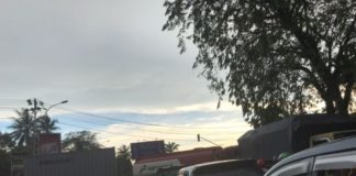 Macet Panjang, Makan Waktu Dua Jam