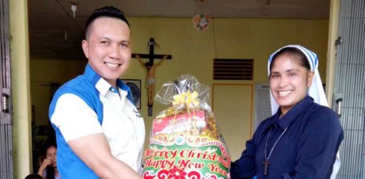 Jelang Natal dan Tahun Baru, FIF Berbagi Kasih