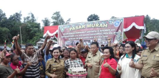 Pemprov Kalbar Gelar Pasar Murah di Kabupaten Landak