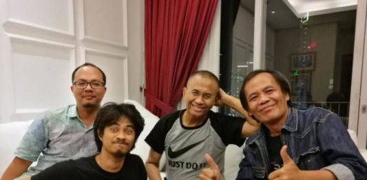 Satu Jam Bersama Manusia Setengah Bionic