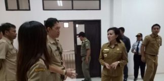 Ambulans RSUD Landak Memang Sulit Mencapai Desa Parek