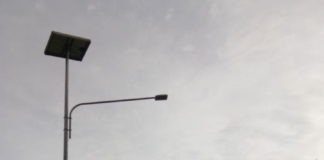 Lampu Jalan Bertenaga Surya Mati, Baterainya Diduga Dicuri