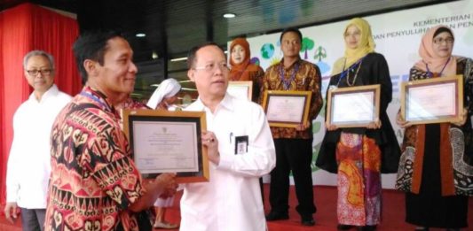 SMP Negeri 2 Belimbing jadi Sekolah Adiwiyata Nasional